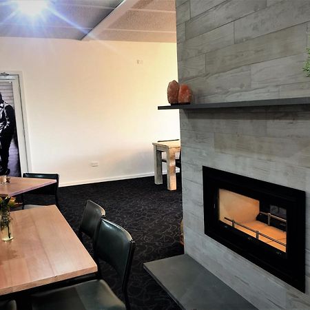 Simpson Hotel Motel Dış mekan fotoğraf